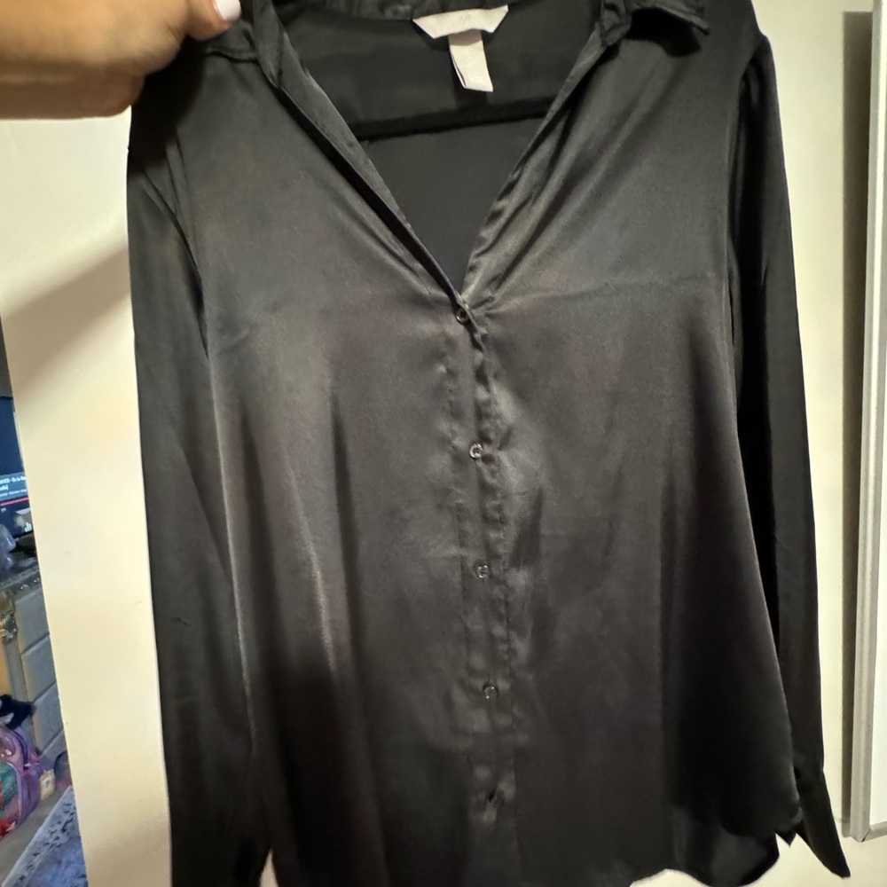 SILK H&M long sleeve blouse size M